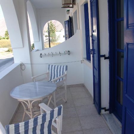 Villa Nefeli Perissa  Rum bild